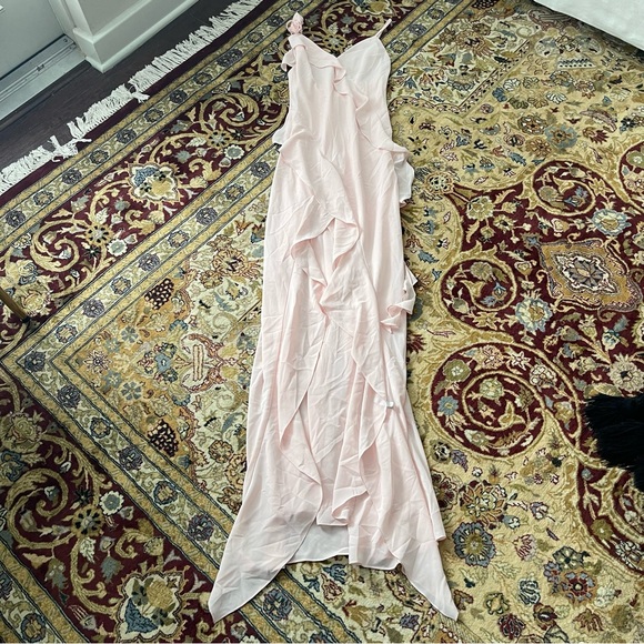 Amanda UpRichard gown - Picture 2 of 8